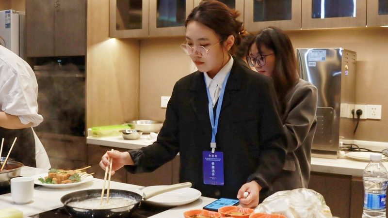 食品OEM代加工：揭秘其背后的优势与价值